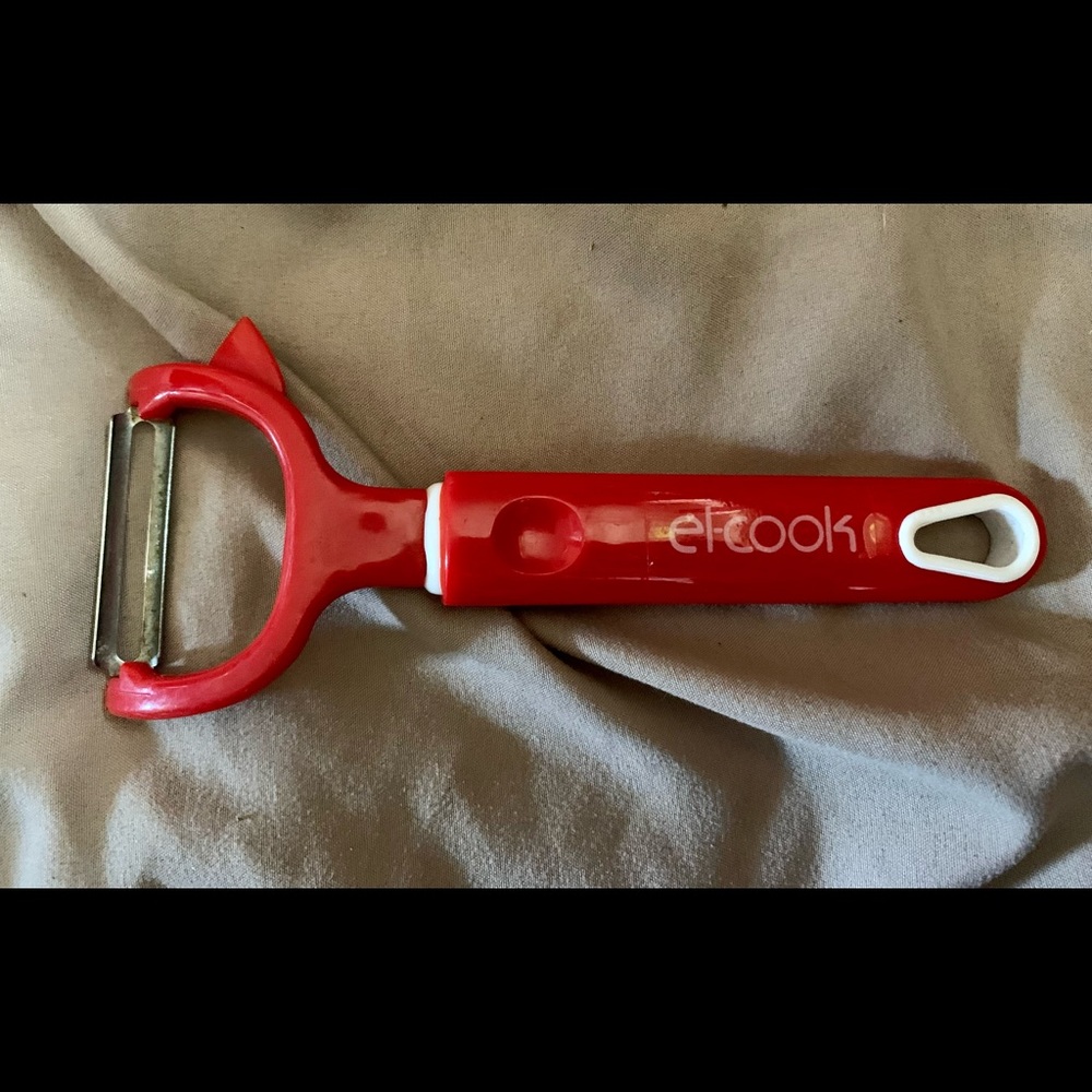 Veggie peeler